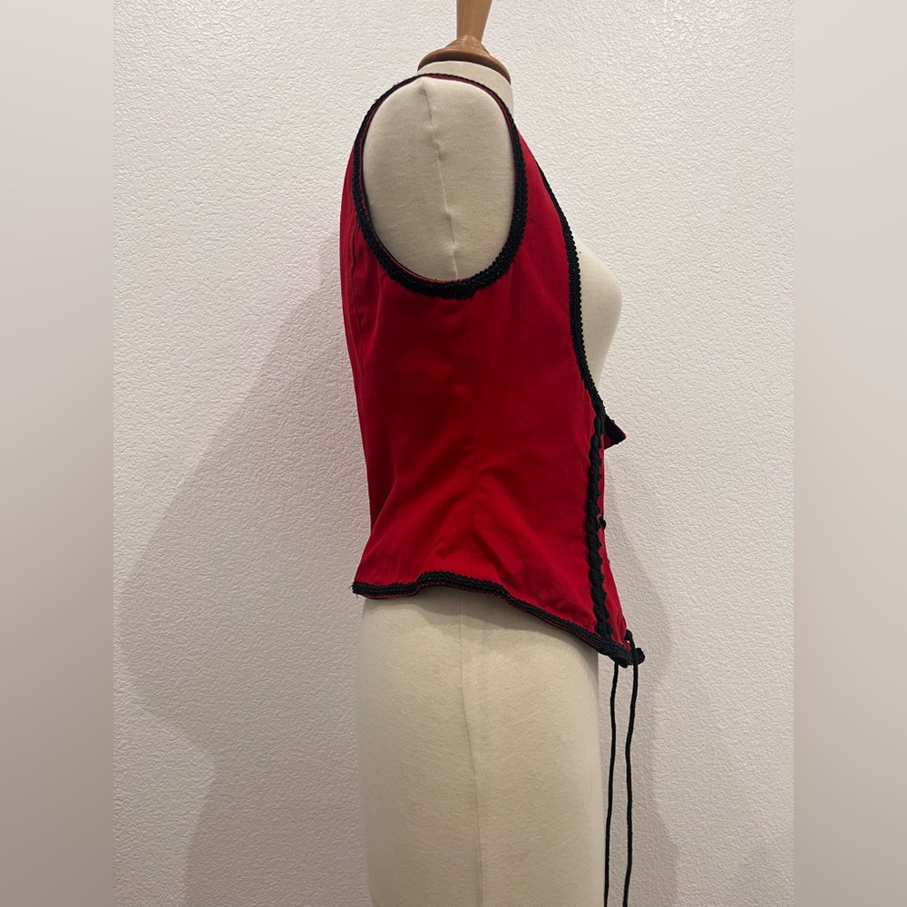 The Pyramid Collection Red Lace Up‎ Renaissance/Goth Underbust Corset. - Picture 2 of 11